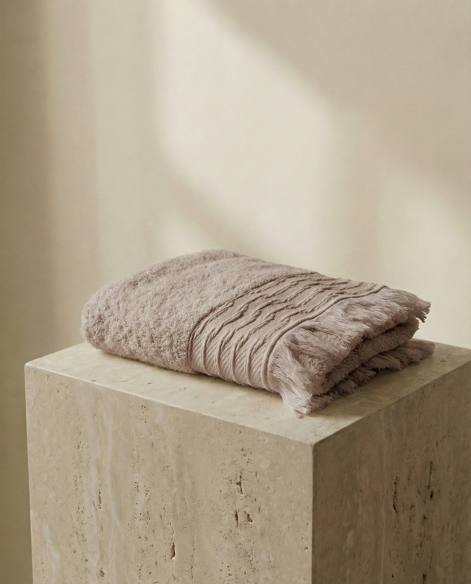 NEFER KARNAK Hand Towel 50 X 100 cm – Warm Grey